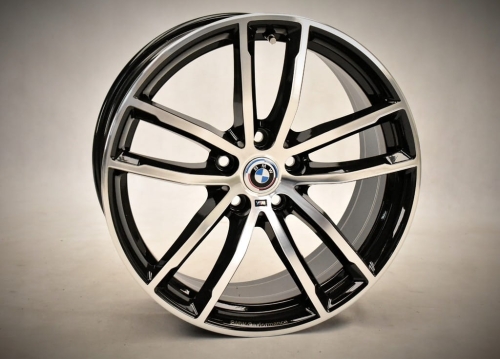 BMW 5 G30 G31 8x18 ET30 9x18 ET44 7855081 7855082