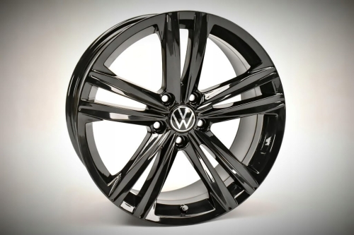 VW ARTEON 3G8 PASSAT ALLTRACK 8x18 ET40 3G8601025N