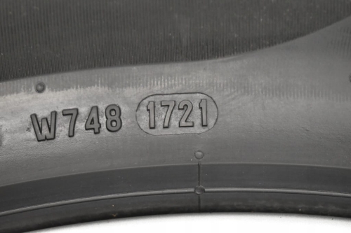 2eeb739eb70cb9022f7d6fea63a64eec