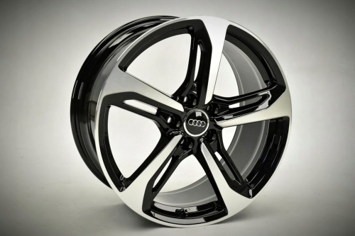 AUDI TT STT 8S 9x19 ET52 5x112 8S0601025T