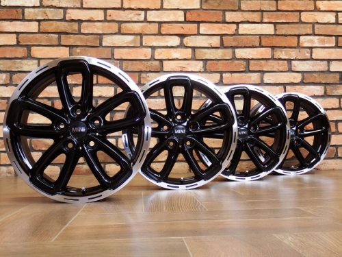 MINI R60 COUNTRYMAN PACEMAN 7,5x17 ET52 9813476